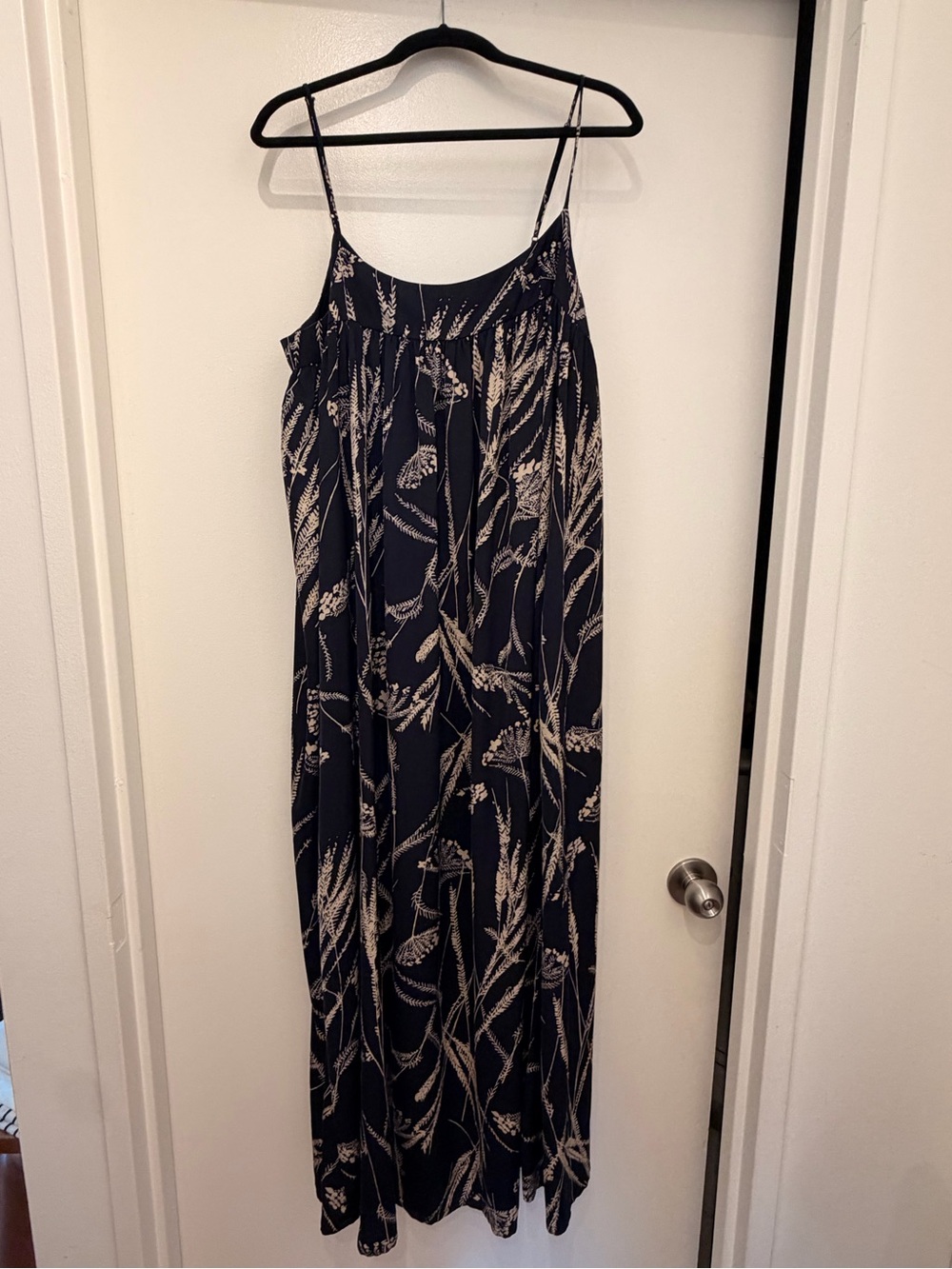 Banana Republic Navy and Cream Floral Maxi Dress